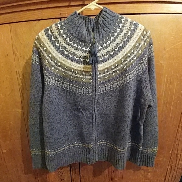 Sweater - Picture 1 of 2