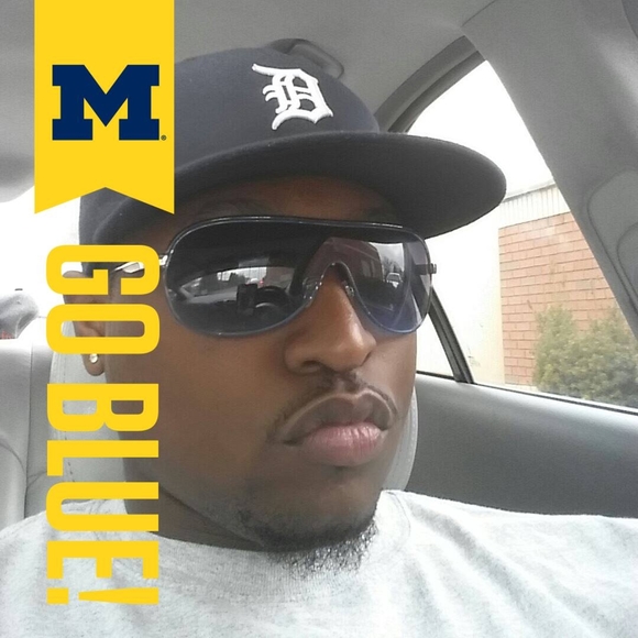 Meet your Posher, Roderick - Picture 1 of 1