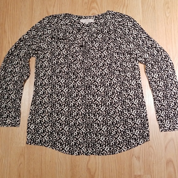 LOFT Tops - LOFT Ana Taylor Leopard Print Button Down