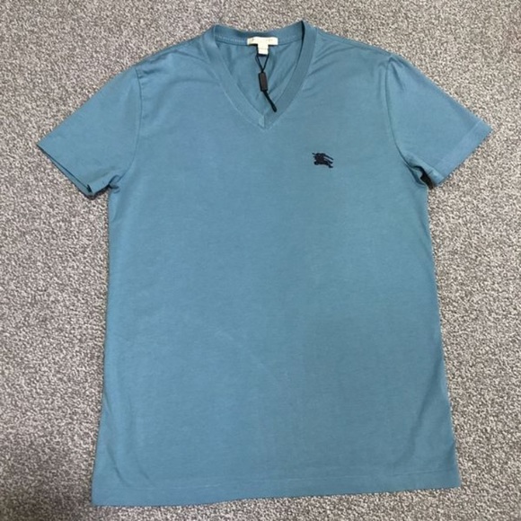 Burberry V Necks - Picture 3 of 3