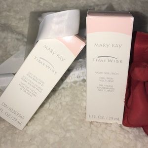 Mary Kay Time Wise day & night solution