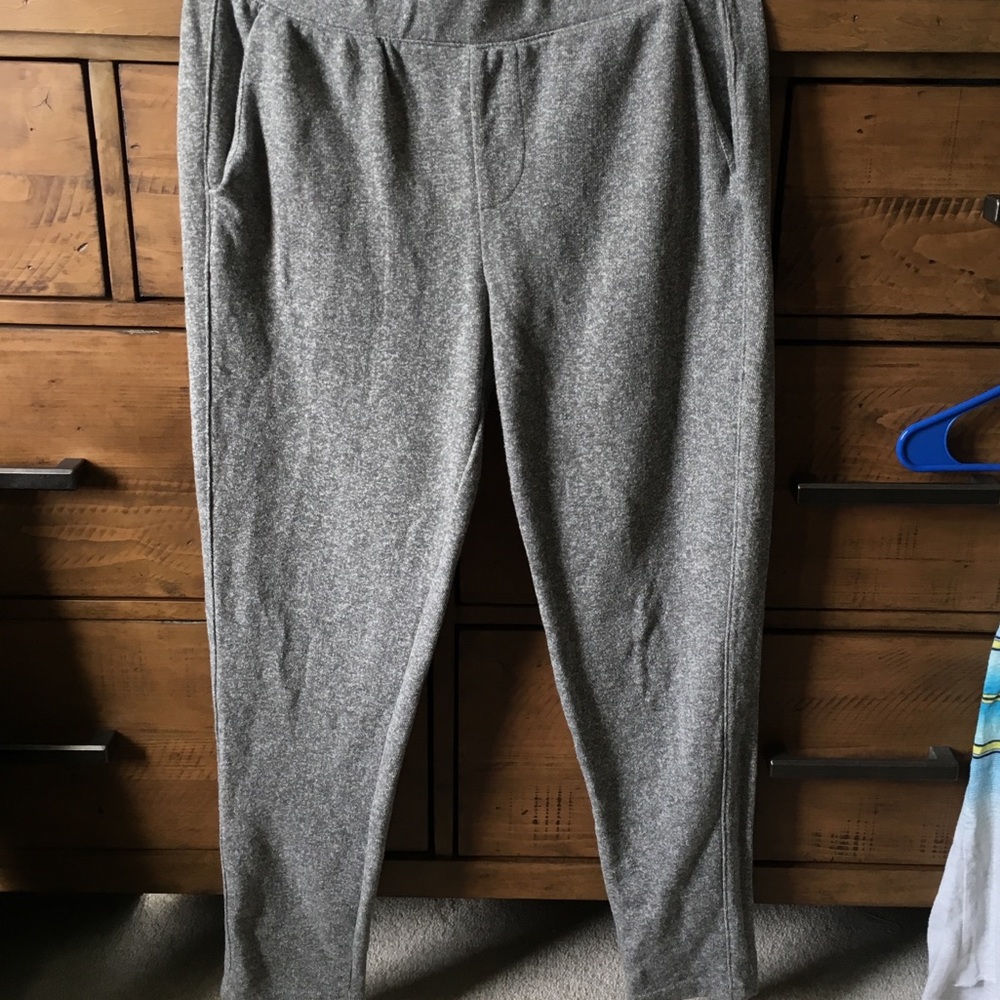💛SALE💛!! Women’s Grey polo joggers