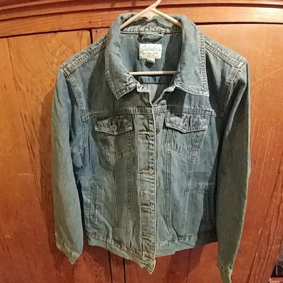 Jean Jacket - Picture 1 of 2