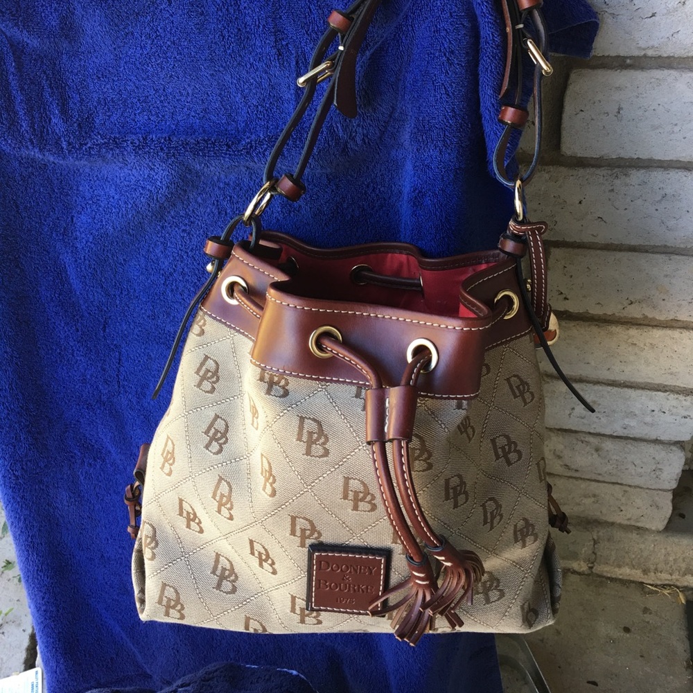 Dooney&burke purse