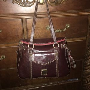 Dooney & Bourke Smith Bag Pebbled Shiny Leather