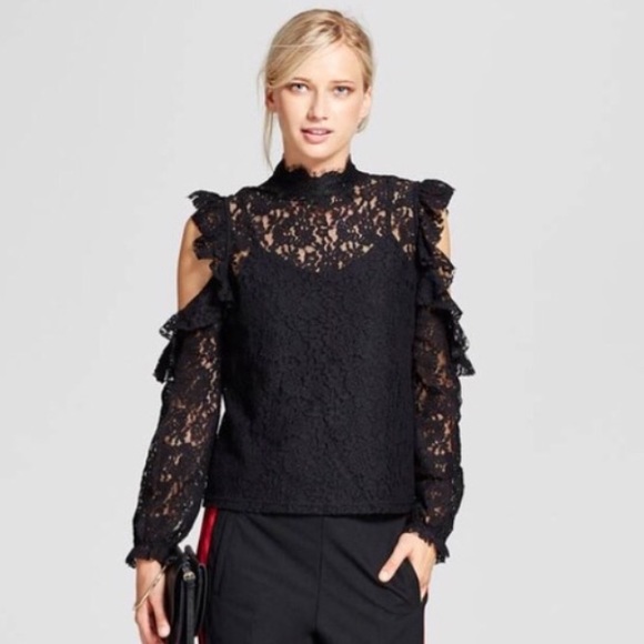 Zara Tops - ZARA LACE TOP