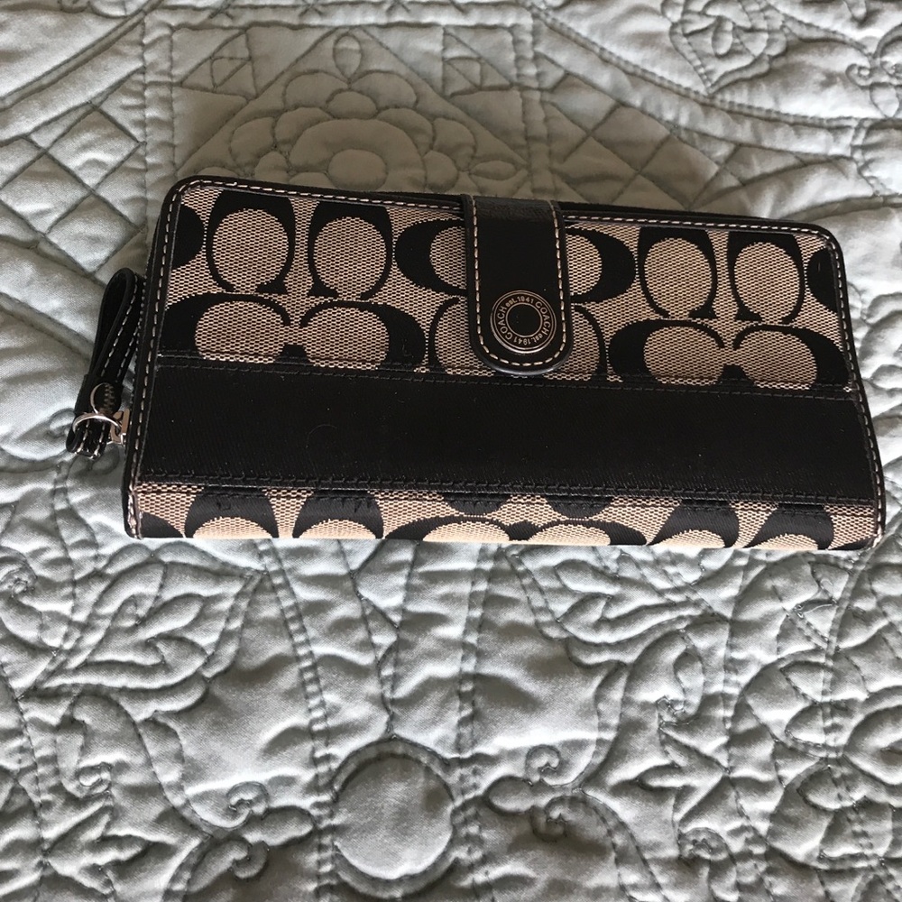 Coach wallet