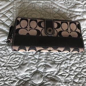 Coach wallet