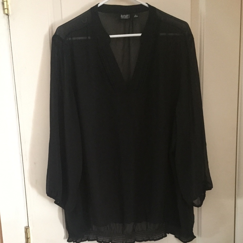 Sheer 3/4 sleeve split collar poly blouse