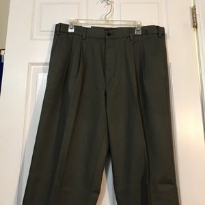 Dockers Men Pants / NWT