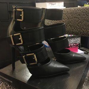 Sexy buckle heels