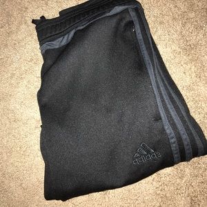 black adidas joggers