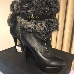 Black boots with fur