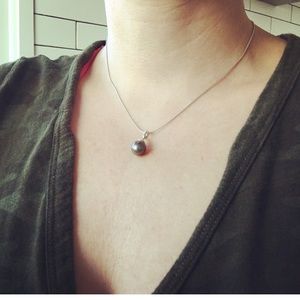 Silver Necklace with Gray Pearl Drop