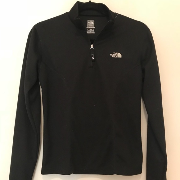The North Face Tops - North Face 1/4 zip up vapor wick