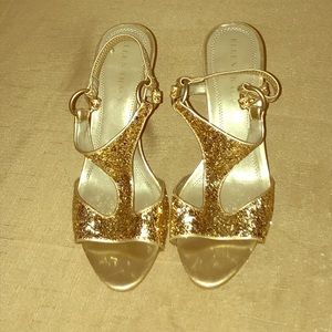 T-strap sandals