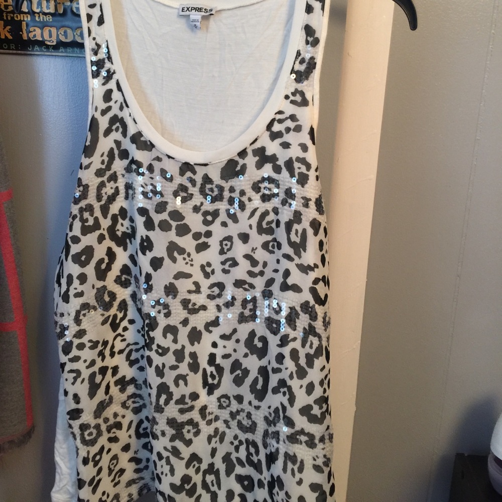 Leopard print sequence top