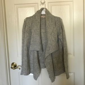 Beautiful Gently Used Wool Blend Gray Sweater