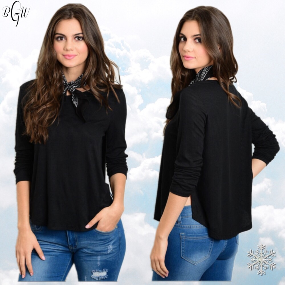 🆕5⭐️Best Split Side Tee - Picture 2 of 6