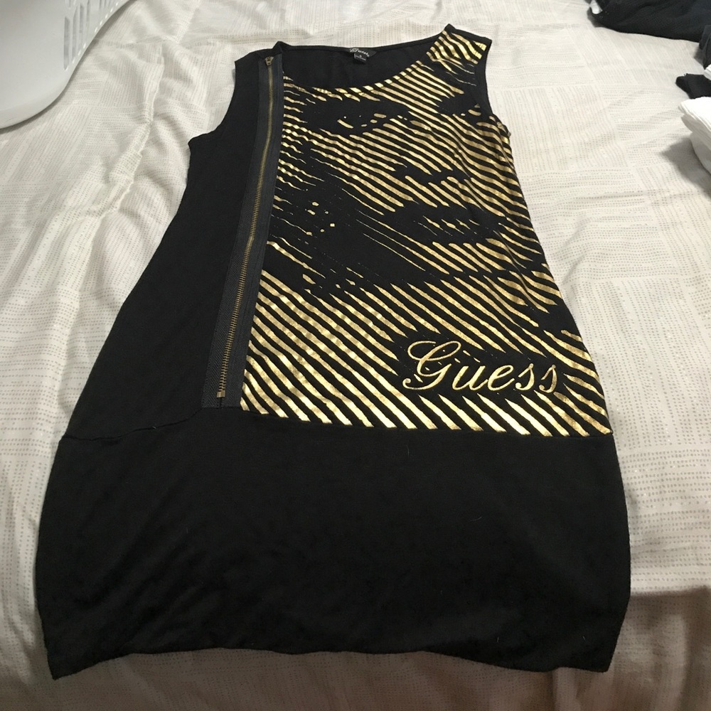 Guess sleeveless top