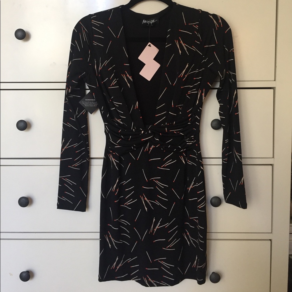 NWT Nasty Gal long sleeve match stick mini dress - Picture 3 of 6