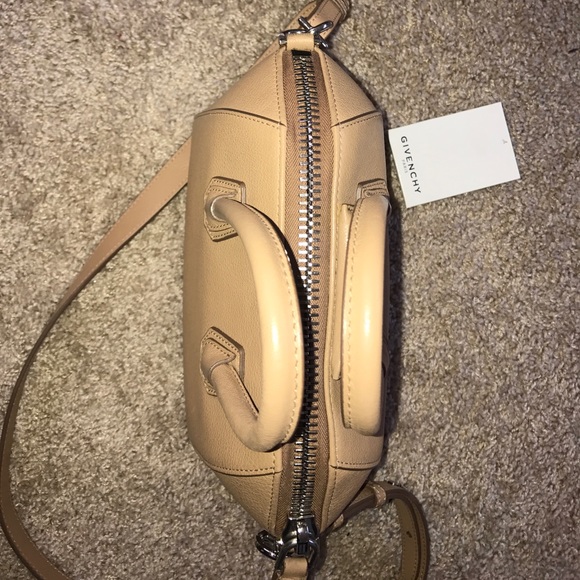 Givenchy Antigano Mini bag - Picture 6 of 8