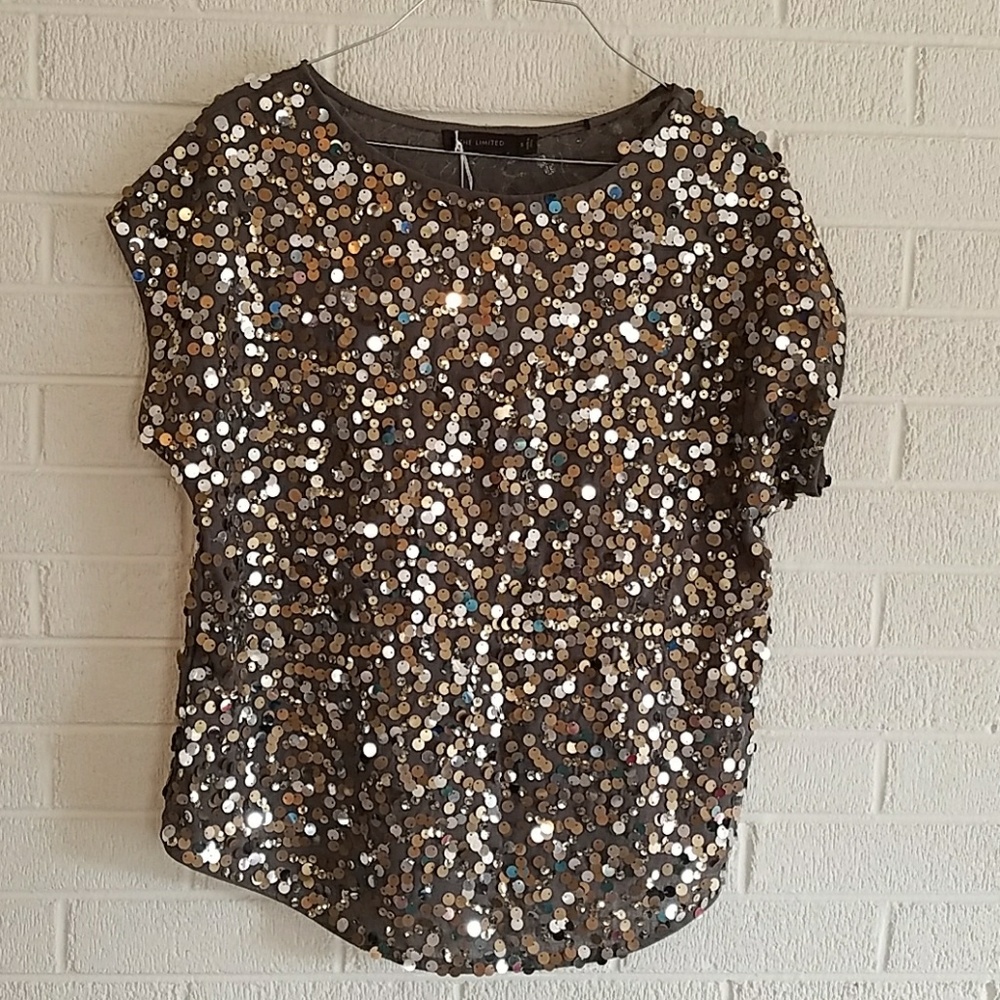 Sequened top