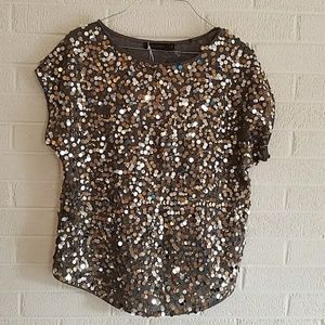 Sequened top