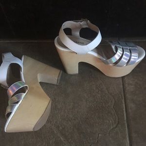 Chinese Laundry Meltdown  platform sandals