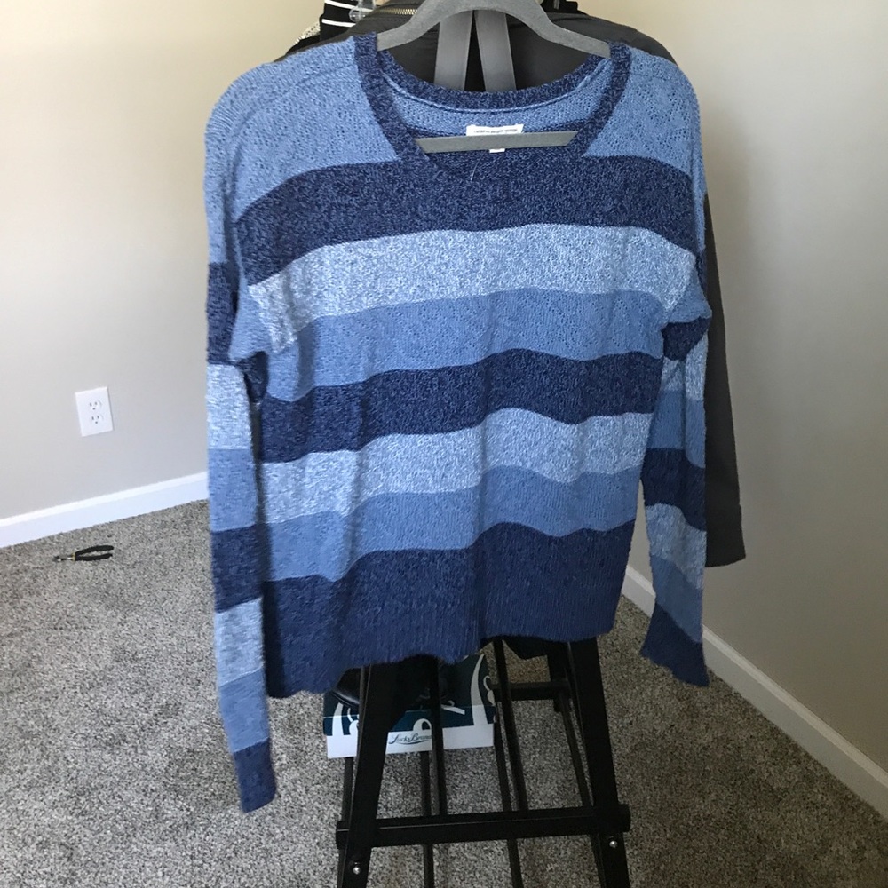 AE knit sweater