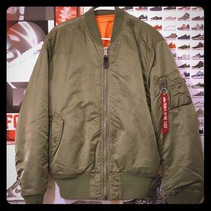 ALPHA INDUSTRIES REVERSIBLE BOMBER JACKET