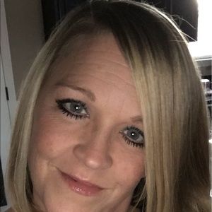 Meet your Posher, Pam