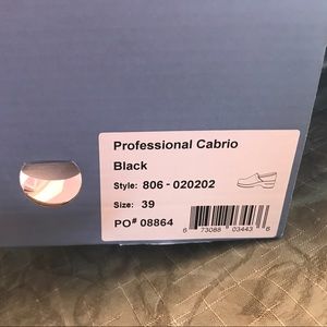 Dansko professional cabrio Black size 39. NIB