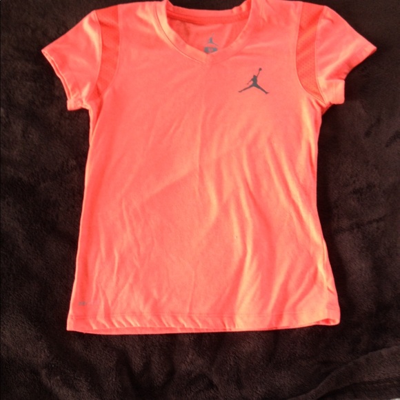 2 girls t-Shirts - Picture 2 of 3