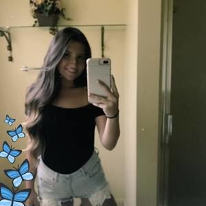 Meet your Posher, Alexis