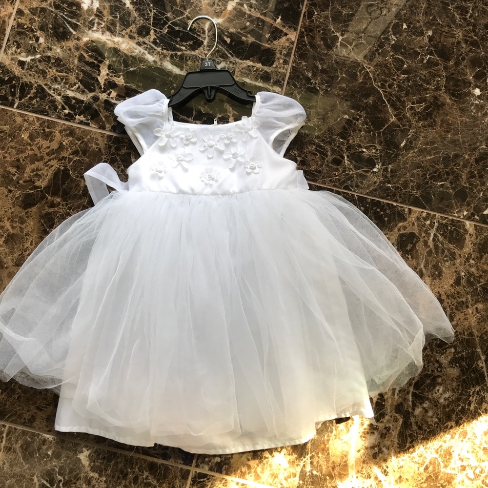 White Jenny Annie Dots dress