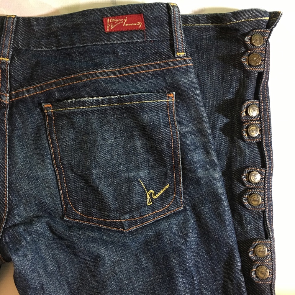 [Citizens of Humanity] BUTTON DETAIL BOOTCUT JEANS