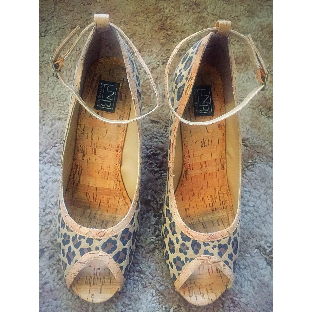 Not rated  Melissa Pumps leopard print Size: 8.5