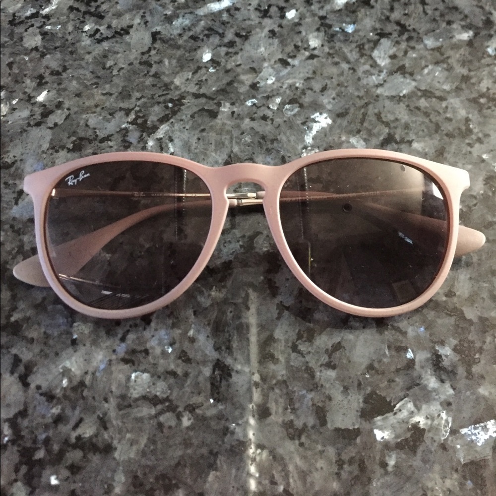 Ray-ban Erika sunglasses in dark rubber sand