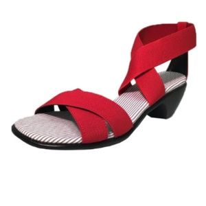 Charleston Shoe Company Bahama Sandals