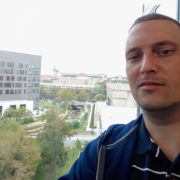 Meet your Posher, Jason - Picture 1 of 1