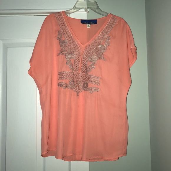 Peach Blouse (M) - Picture 1 of 2