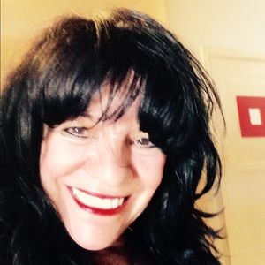 Meet your Posher, Marcia