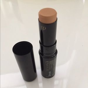 Cle de Peau Concealor in Miele/Honey
