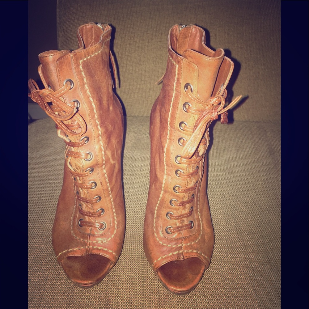 Miu Miu leather peep toe boots size 39