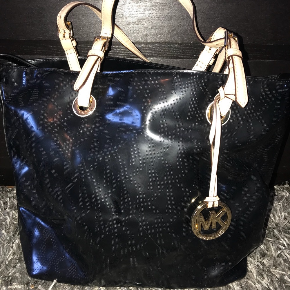 ‼️MUST GO‼️ Michael Kors Tote