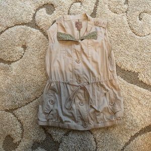 Tan Vest size Large