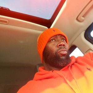 Meet your Posher, Lonnie