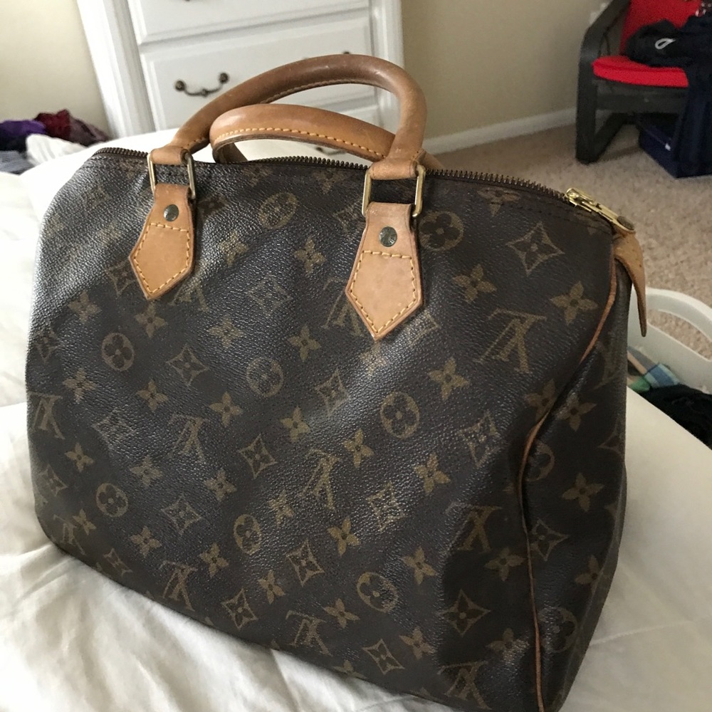 Authentic Louis Vuitton speedy 30 monogram