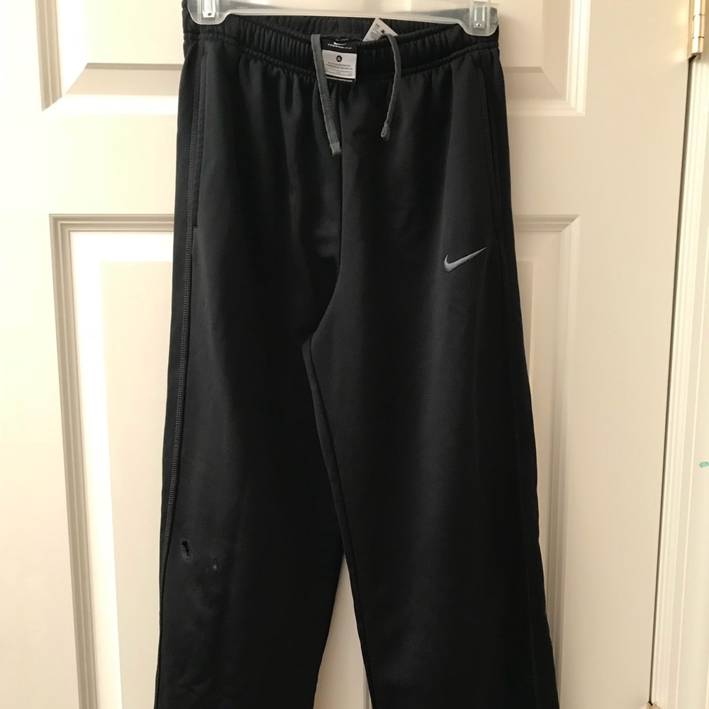 Nike Therma-Fit Sweatpants